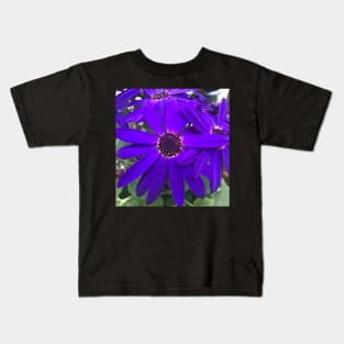 Radiant Purple Daisy Power Kids T-Shirt